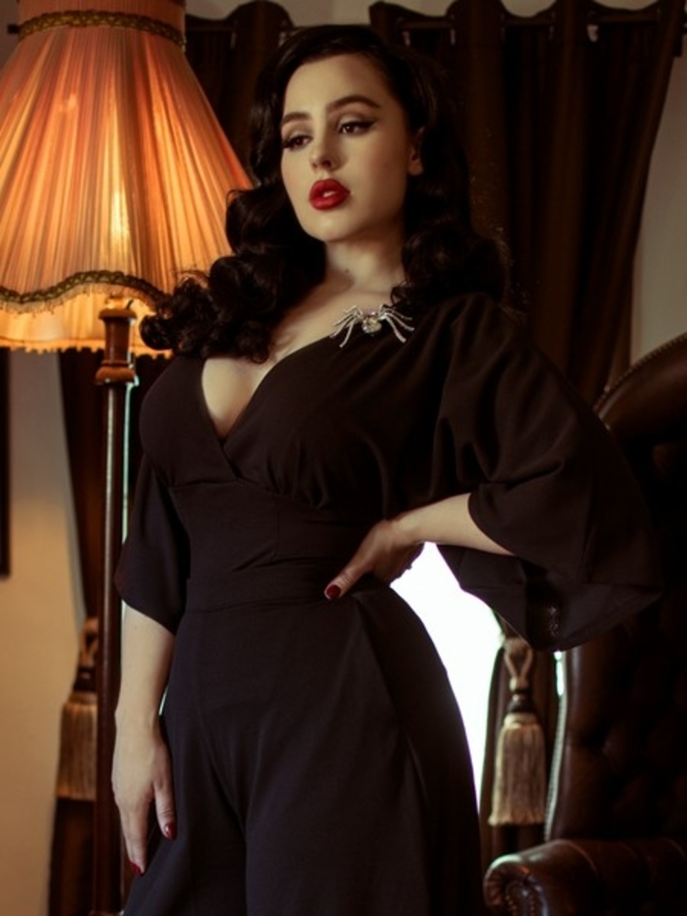 La Femme En Noir Bauhaus Top in Black, Size XL GUC